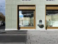 Burri Optik und Kontaktlinsen beim Bellevue in Zürich – Cliquez pour agrandir l’image 3 dans une Lightbox