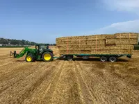 PEIRY SNC Travaux Agricoles - cliccare per ingrandire l’immagine 12 in una lightbox