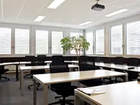 WISS Schulen für Wirtschaft Informatik Immobilien - cliccare per ingrandire l’immagine 9 in una lightbox