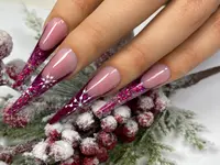 Studio Nails & Lashes Aleksandra - cliccare per ingrandire l’immagine 7 in una lightbox