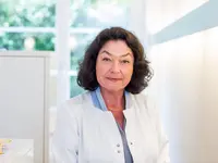 Dr. med. Reilly Isabel - Klicken Sie, um das Bild 1 in einer Lightbox vergrössert darzustellen