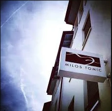 Logo Milos Tomic