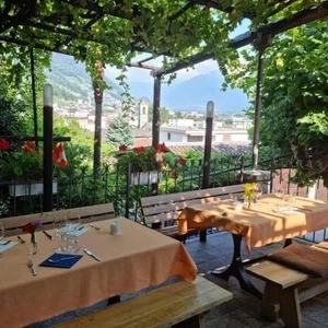 Ristorante con vista lago Maggiore