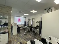 Coiffeur 4410 GmbH - cliccare per ingrandire l’immagine 4 in una lightbox