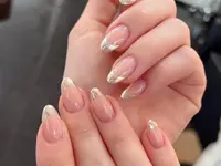 Real Nails Zurich - Nagelstudio - Gelnägel - Frenchnägel - Nägelstudio - Klicken Sie, um das Bild 8 in einer Lightbox vergrössert darzustellen