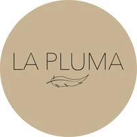 LA PLUMA logo