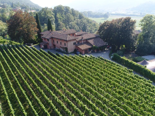 Tenuta Bally & von Teufenstein - Klicken, um das Panorama Bild vergrössert darzustellen