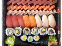 Sushi il clandestino - cliccare per ingrandire l’immagine 3 in una lightbox