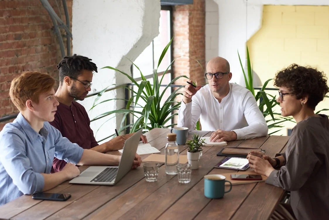 meeting discussion between employees