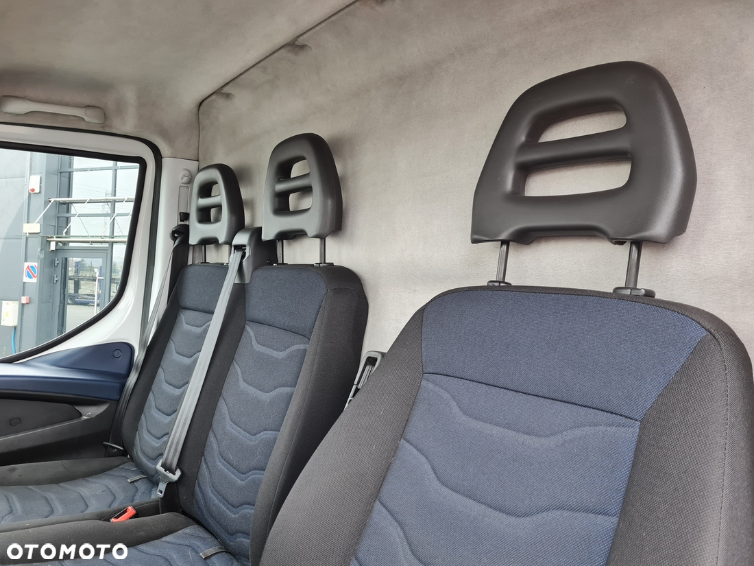 Iveco DAILY 35S17*L3H2​*AUTOMAT​*KLIMATYZACJA​*TEMPOMAT​* - 14