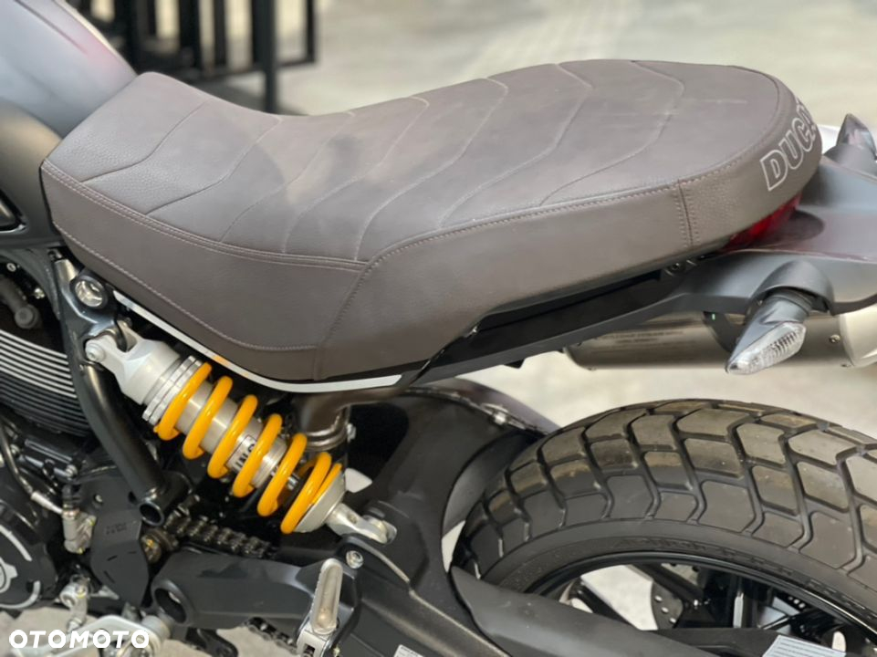 Ducati Scrambler - 10