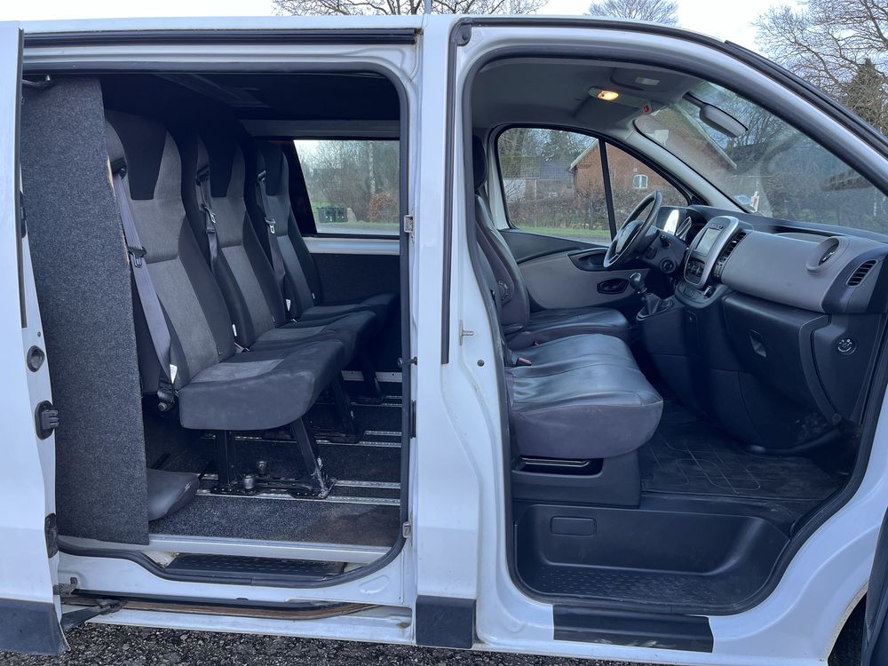 Renault Trafic 1,6 dci 6 osobowy brygadówka doka (jak opel vivaro)