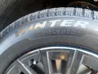 Sprzedam prawie nowe 4 opony zimowe Pirelli Cinturato 205/65R17