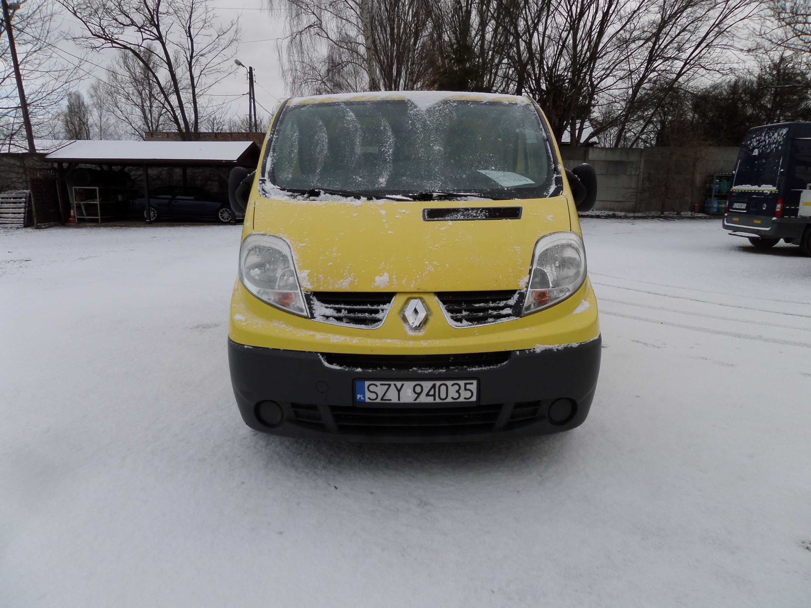 Renault Trafic 2.0DCI/115KM/ Klima itd... rej.2012r. właściciel-umowa.