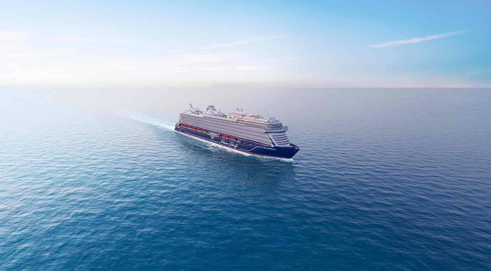 Mein Schiff Relax 13 Tage Komplettpaket: Mallorca, Westeuropa & Hamburg