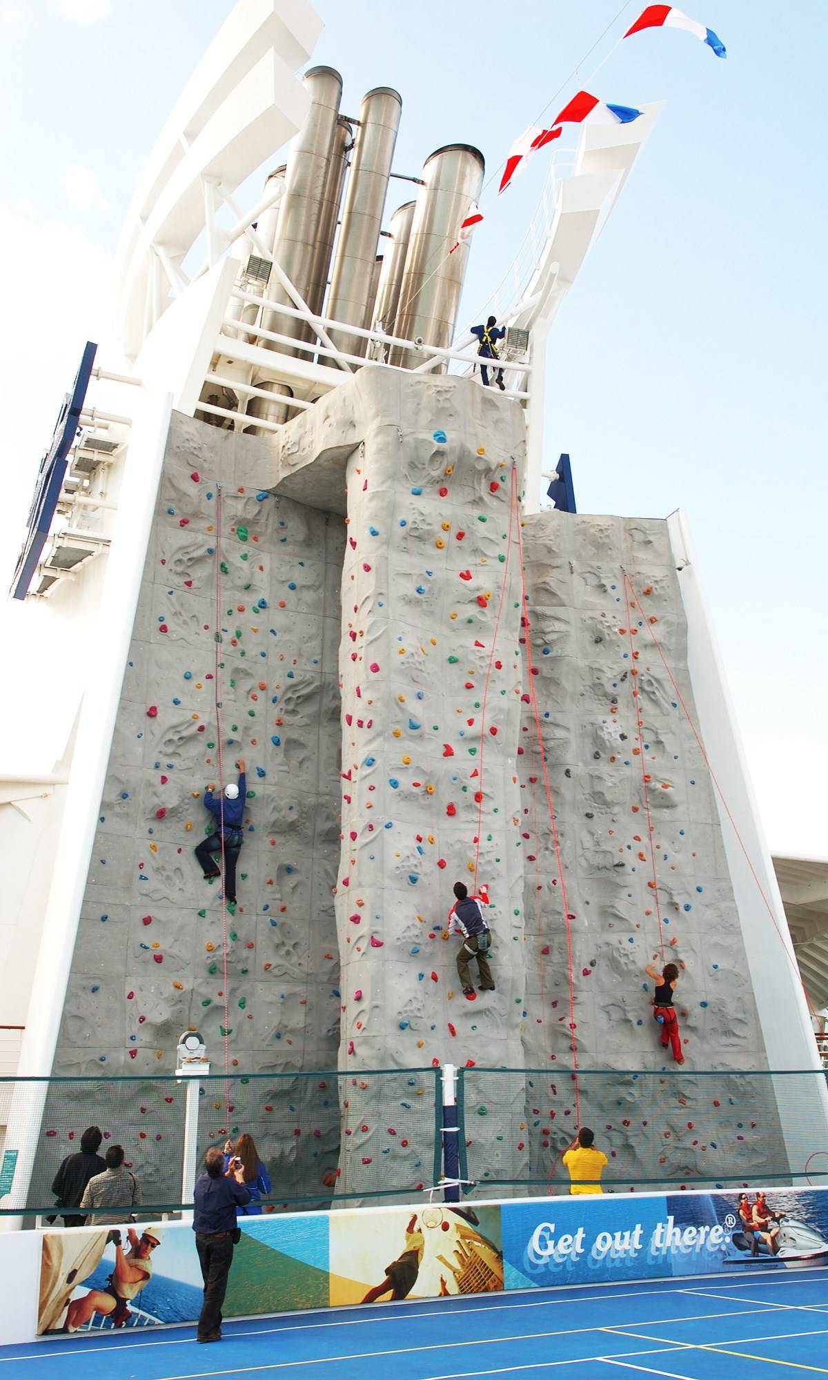  Freedom of the Seas Rock Climbers - Kletterwand