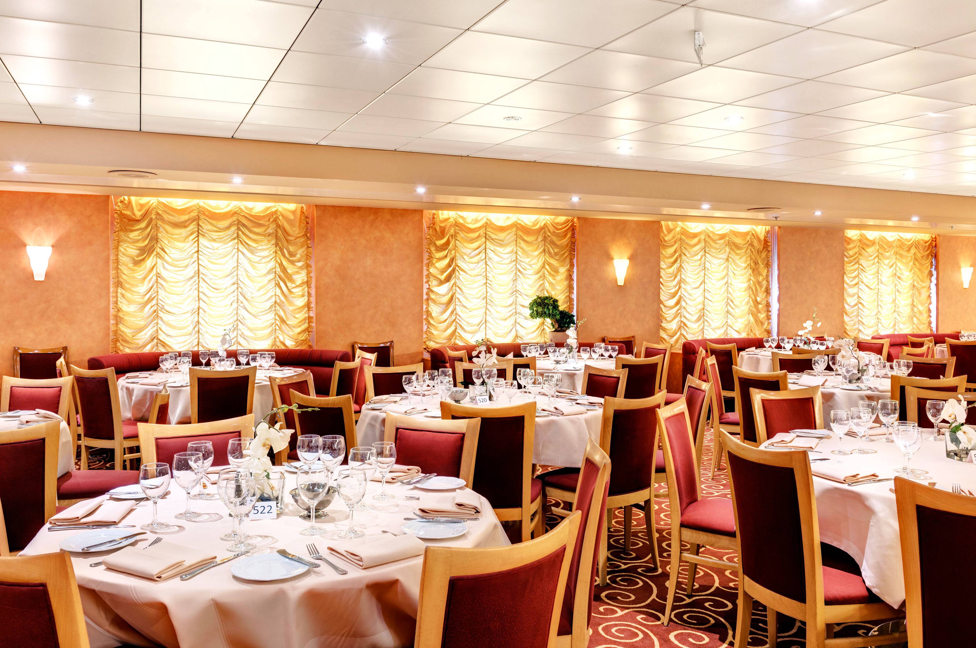 MSC Armonia Marco Polo Restaurant