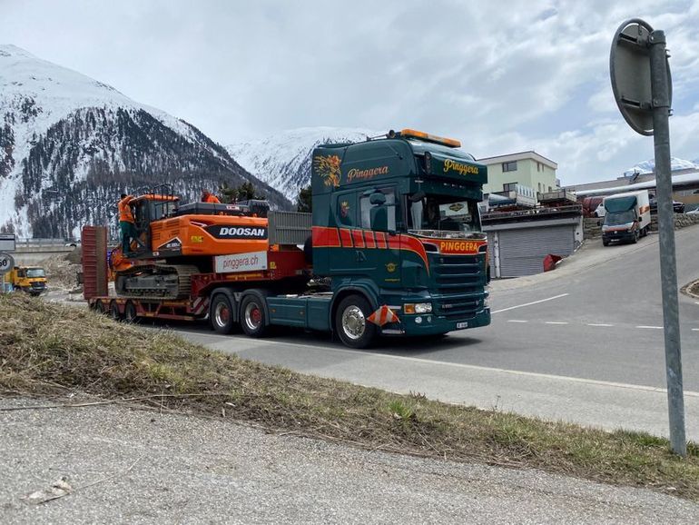 kippfahrzeuge - pinggera transporte ag - engadin / bever