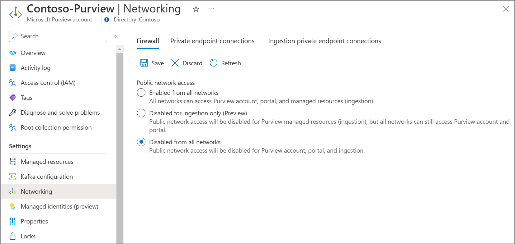 Captura de ecrã a mostrar a página da firewall da conta do Purview, a selecionar a rede privada no portal do Azure.