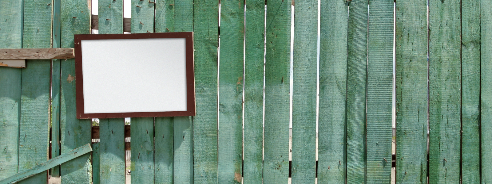 A green fence