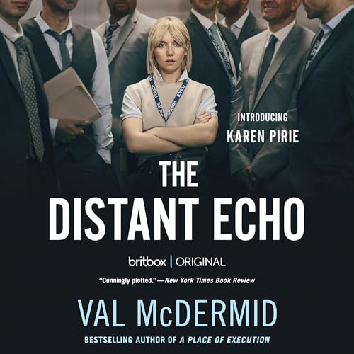 The Distant Echo Audiolibro Por Val McDermid arte de portada