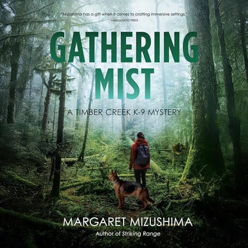 Diseño de la portada del título Gathering Mist