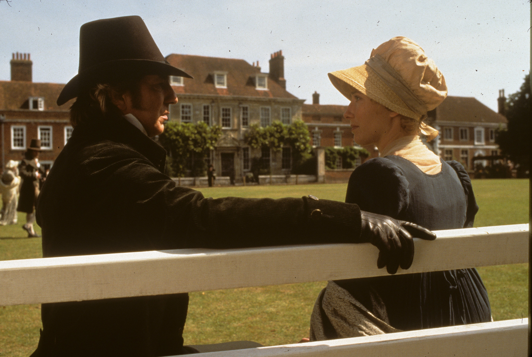 Alan Rickman and Emma Thompson in Sense and Sensibility (1995)