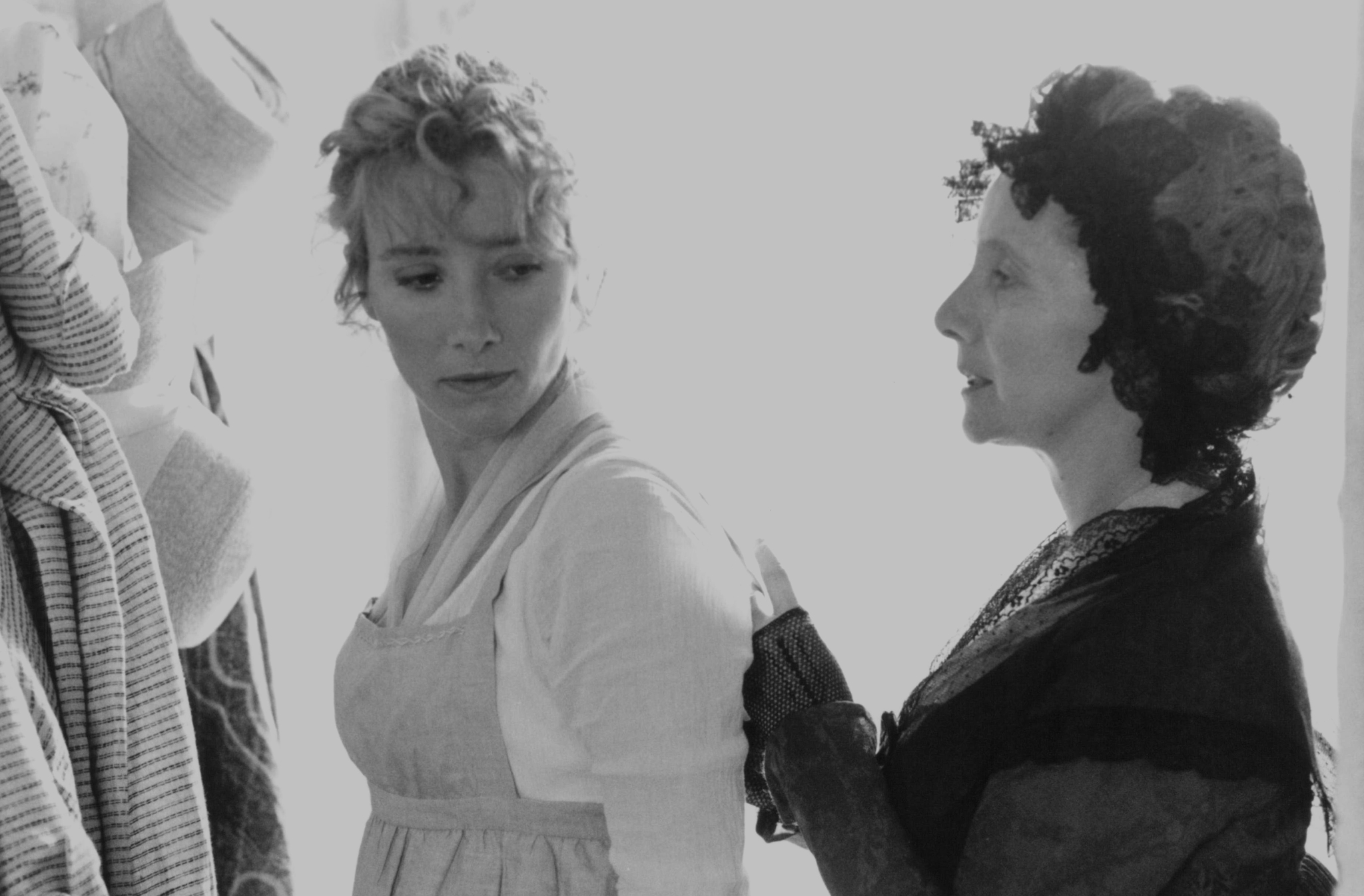 Emma Thompson and Gemma Jones in Sense and Sensibility (1995)