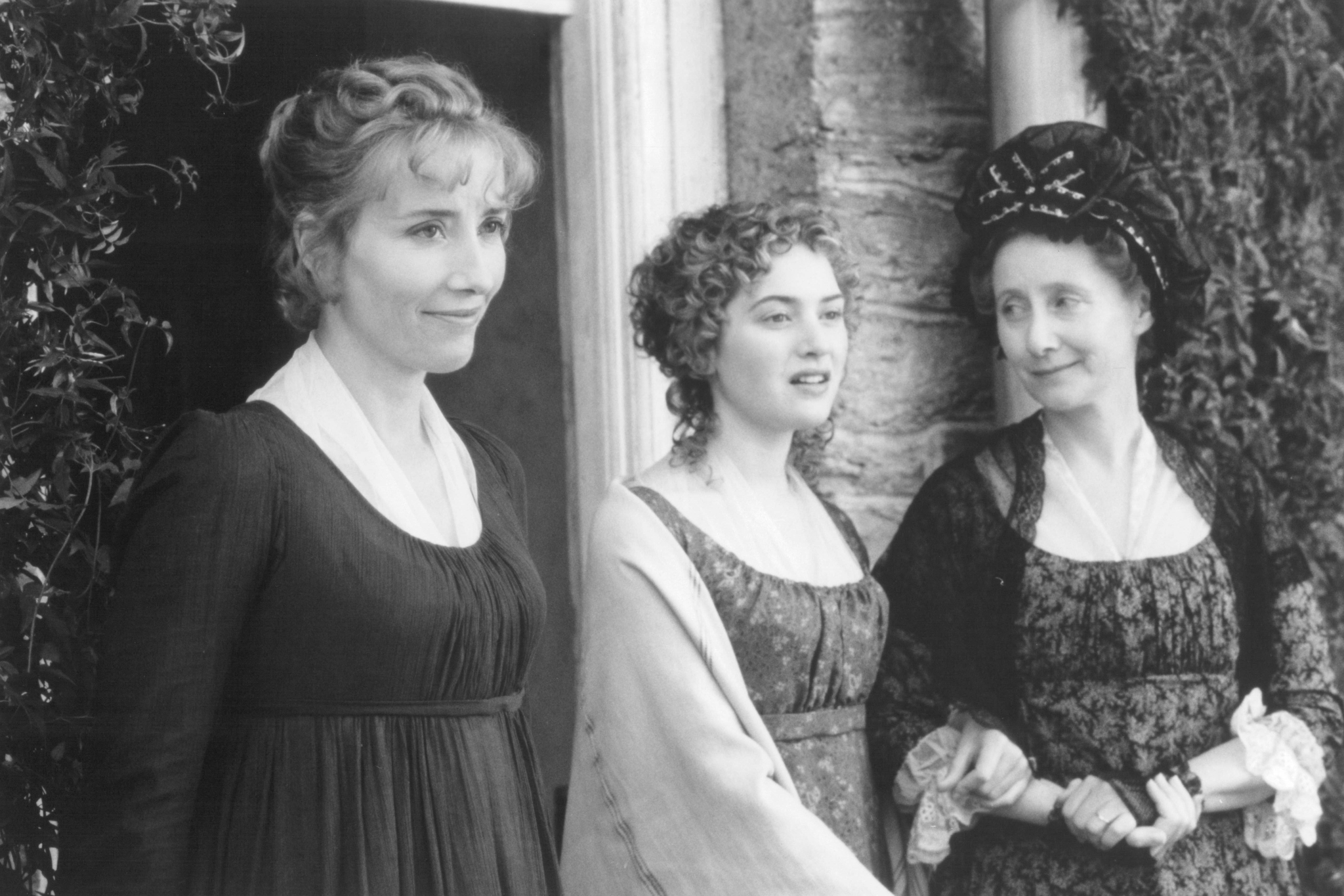 Emma Thompson, Kate Winslet, and Gemma Jones in Sense and Sensibility (1995)