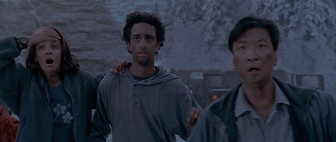 Tzi Ma, Arabella Field, and Grant Heslov in Dante's Peak (1997)