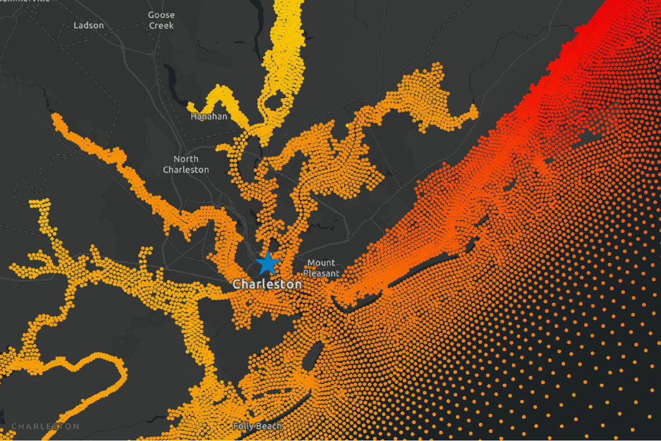 Map with dots representing maximum water level data provided by CORA. This dataset provides greater coverage for the Charleston, SC area compared to NOAA’s Charleston, SC tide gauge represented by the blue star