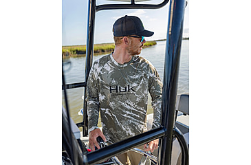 Image of HUK Performance Fishing Mossy Oak Pursuit Crew - Mens, Mo Sw Freshwtr, Medium, H1200610-947-M