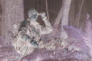 Bowhunter Using FLIR Thermal Monocular