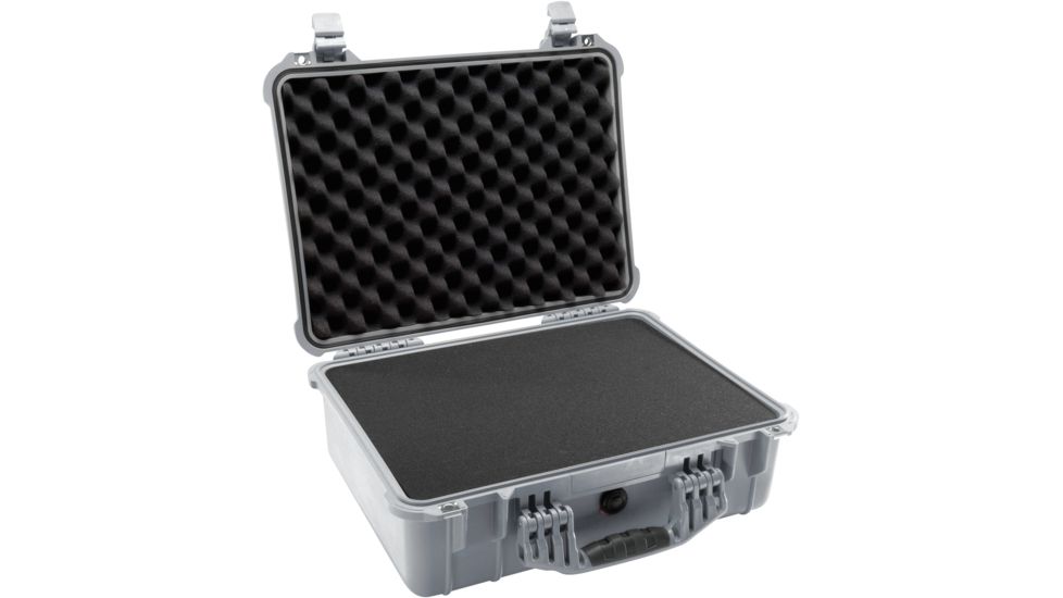 Pelican 1520 Protector 19x15x7in Watertight Carrying Case, Silver w/ Foam