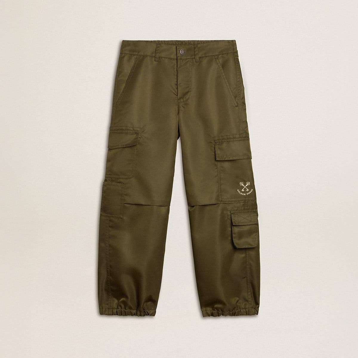 Kids-cargo-pants-in-military-green