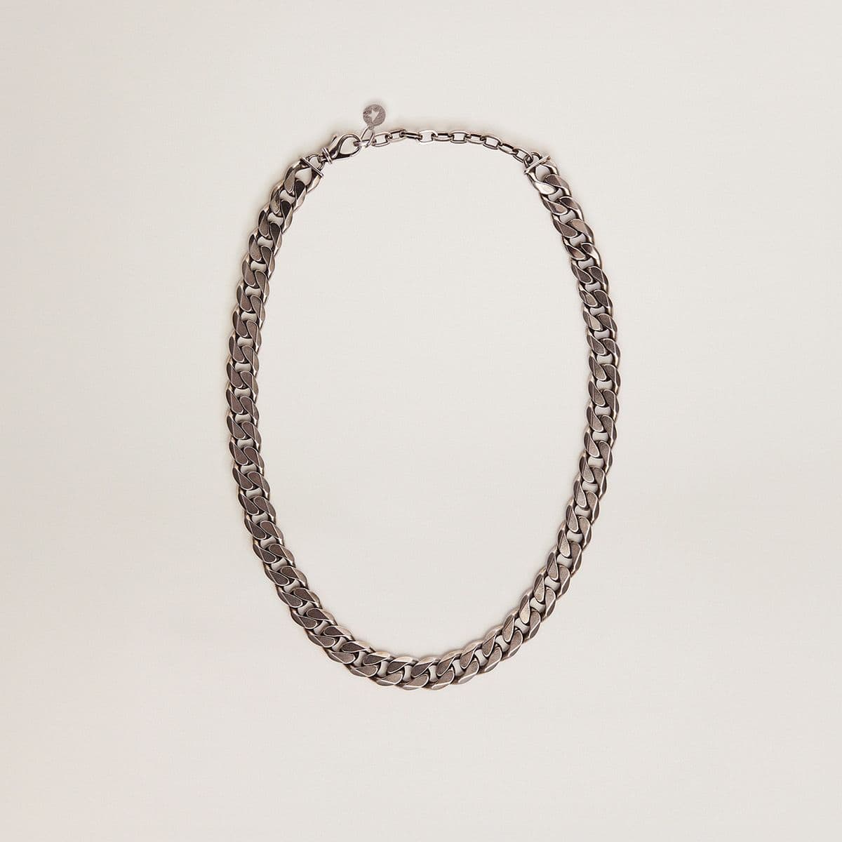 Men's-antique-silver-colored-chain-necklace