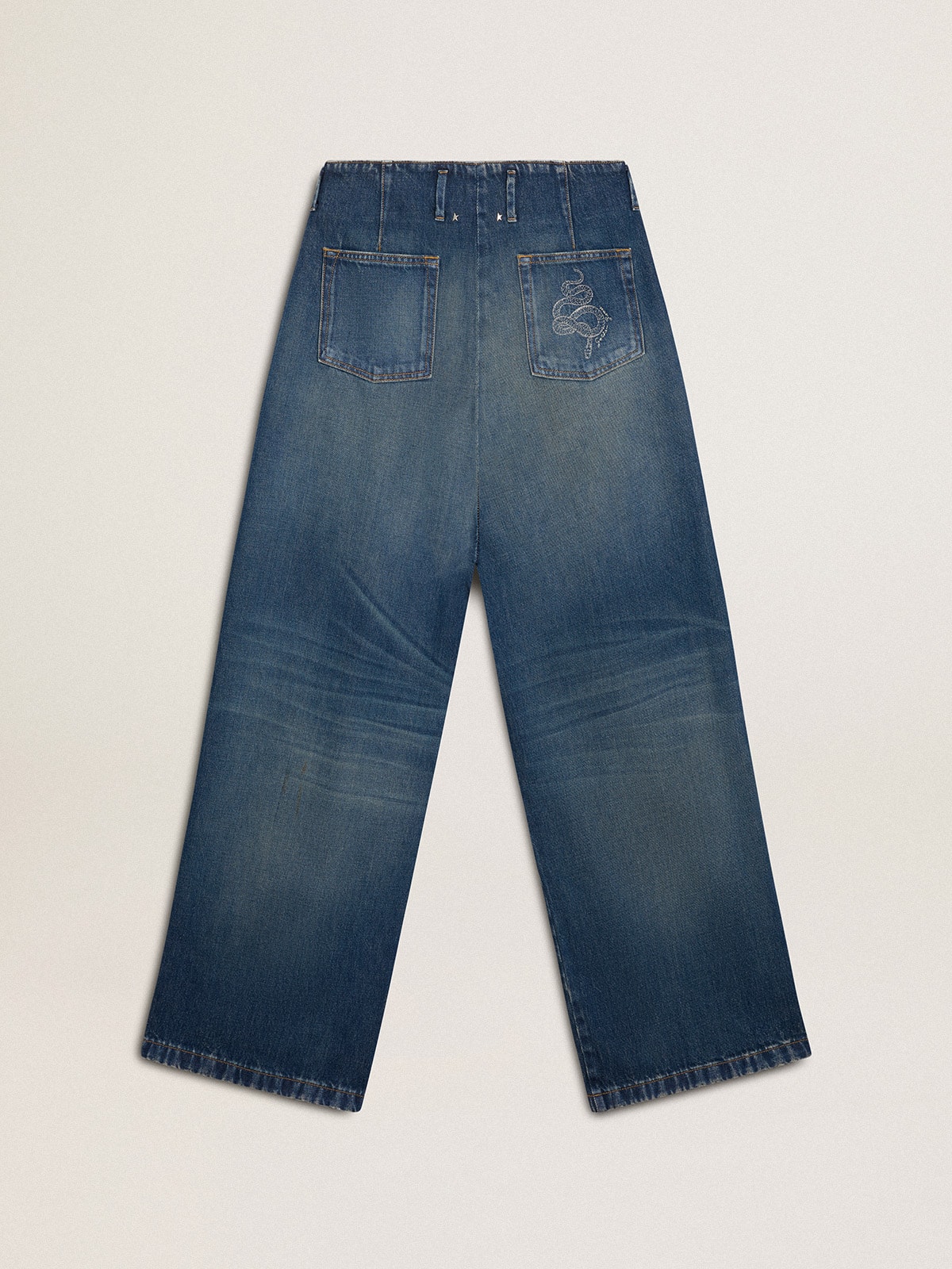 Women’s wide-leg medium wash CNY jeans