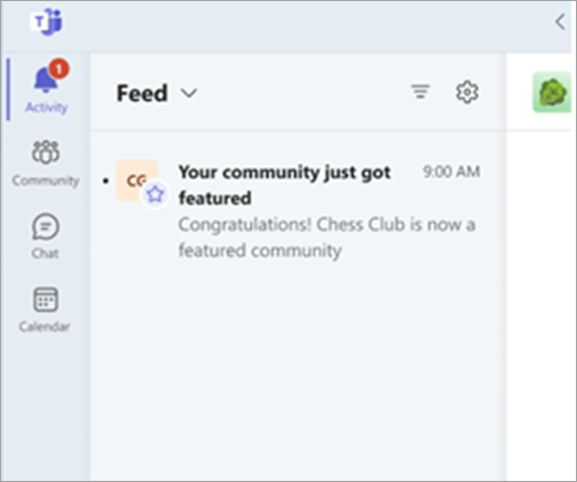 Snímek obrazovky se zprávou v aplikaci na ploše s oznámením vlastníka komunity prostřednictvím informačního kanálu o aktivitách v Microsoft Teams (zdarma), že jeho komunita je teď vybranou komunitou