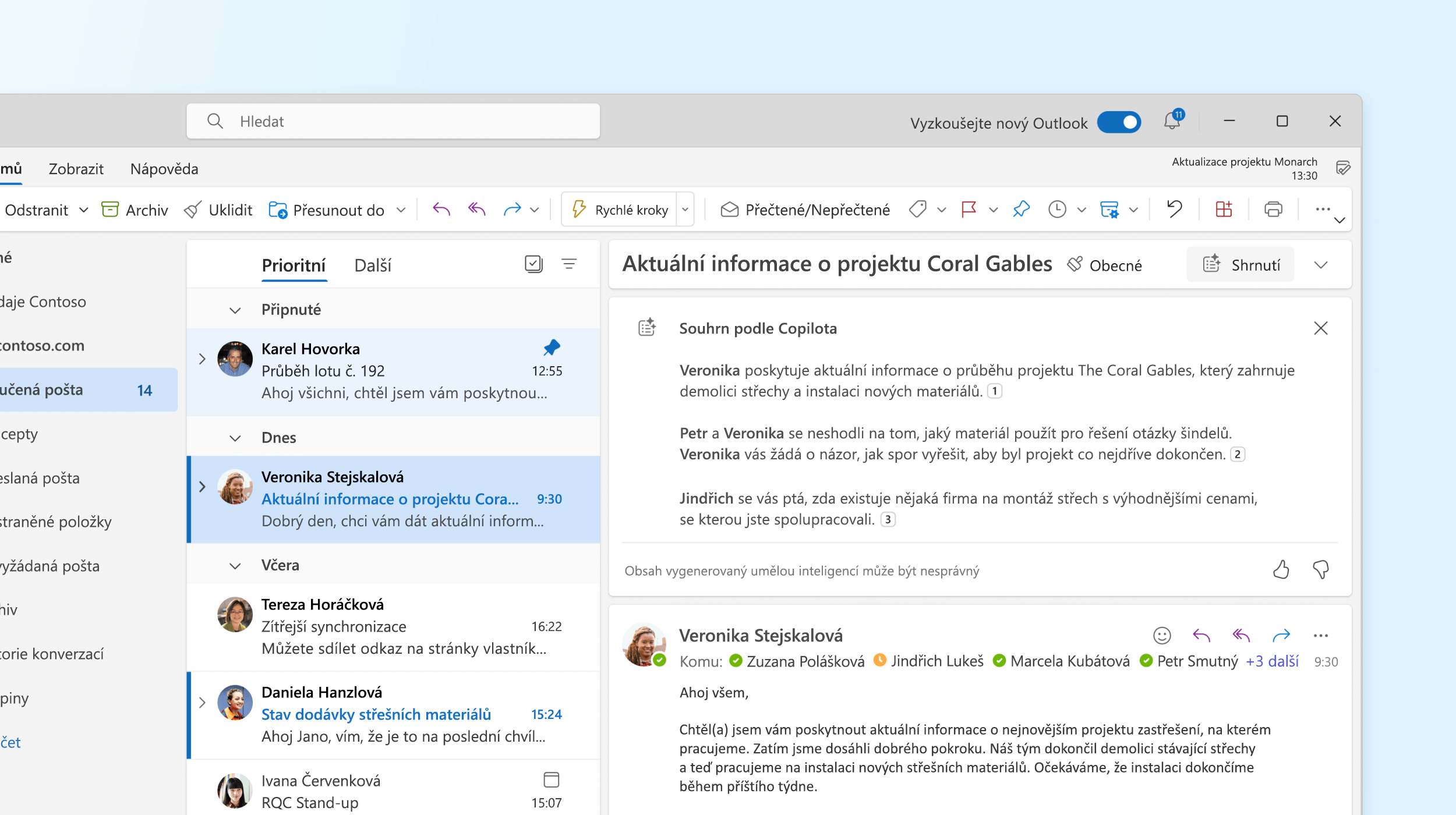 Snímek obrazovky znázorňující souhrn pomocí funkce Copilot v Outlooku.