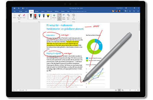 Billede af Surface-pennen, der markerer et dokument.