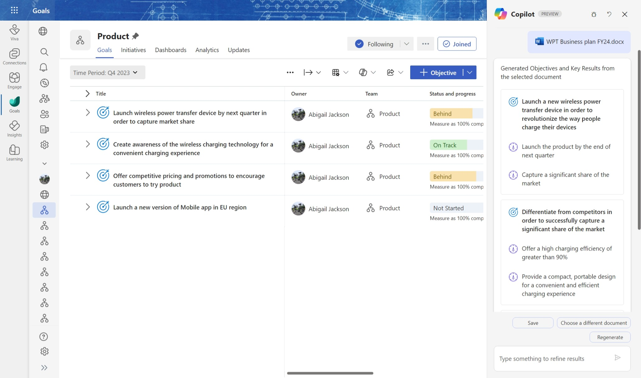 Screenshot: Ansicht der OKRs eines Produktteams, bei dem Copilot OKRs basierend auf dem auf der rechten Seite angegebenen Strategiedokument vorschlägt.