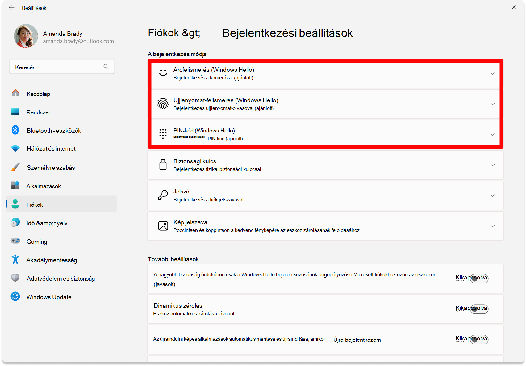 Képernyőkép a Beállítások – A Windows Hello konfigurálásának lehetőségeiről.