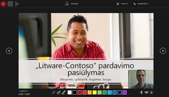 Pateikties įrašymo langas programoje „PowerPoint 2016“ su įjungtu vaizdo įrašo peržiūros langu.