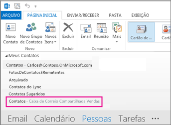 A lista de contatos compartilhados é exibida no Painel de Contatos no Outlook