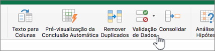 Menu de dados na barra de ferramentas do Excel com a Validação de Dados selecionada