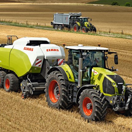 machines_agricoles-c-claas-1080x1080-tracto_jardin