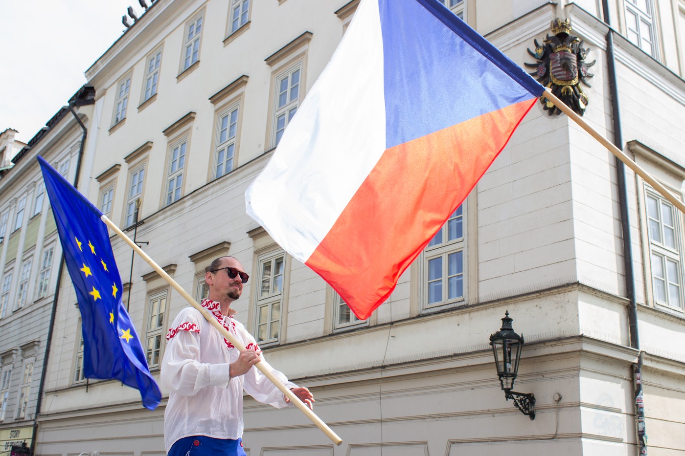 Přečtete si více ze článku Kam za kulturou? Vyrazte na konferenci nebo vernisáž s tématem 20 let Česka v EU