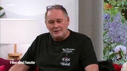 Waldi Lehnertz von "Bares für Rares" im Hier und heute Studio