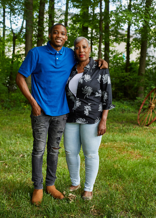 Delaware State alum and 2021 commencement volunteer Austin Williams and his mom, Stephanie.