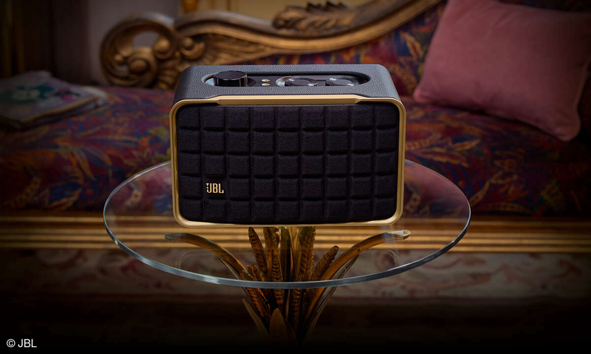 JBL Authentics 200